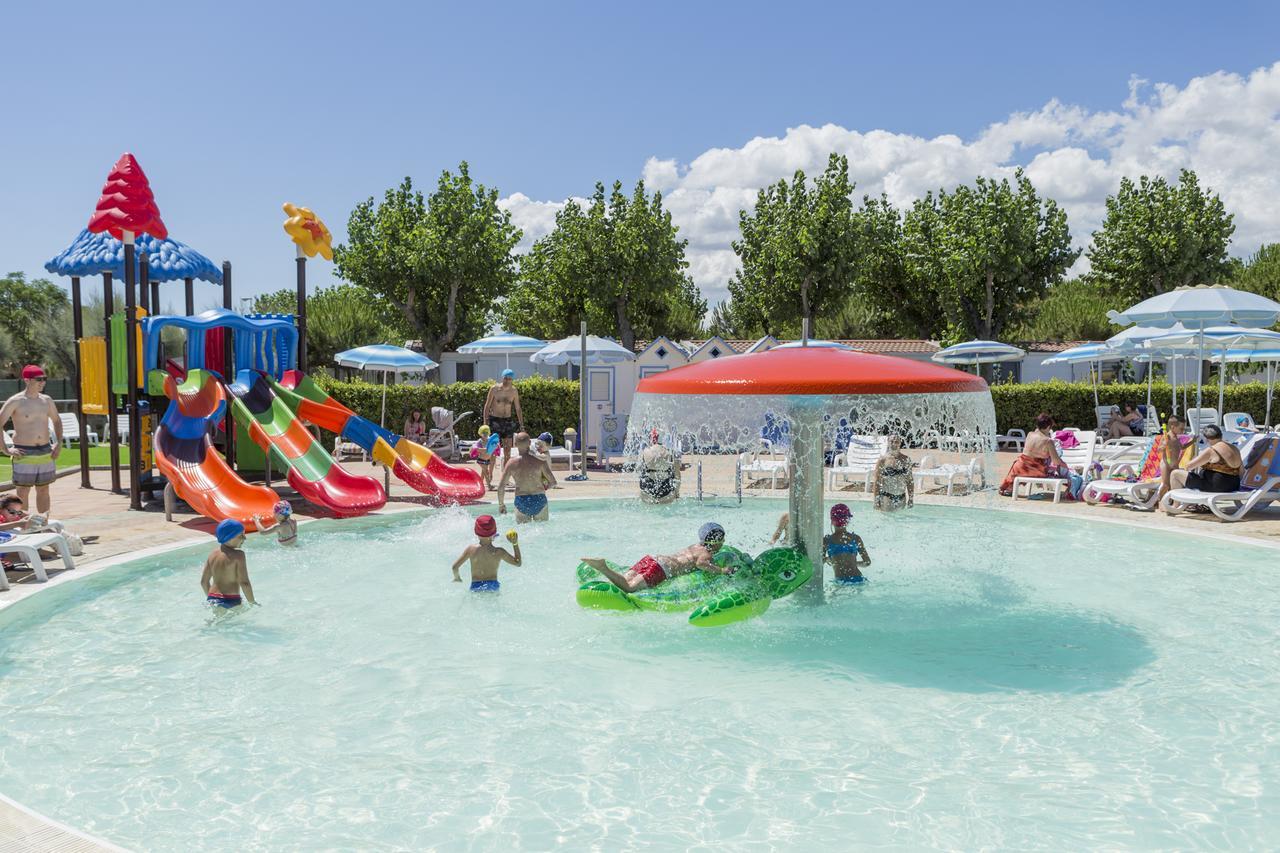 Riva Nuova Camping Village Martinsicuro Exterior foto